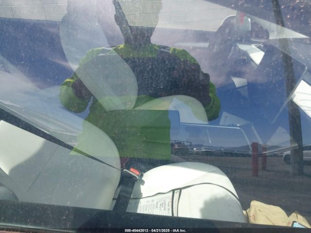 2021 Tesla Model 3, Standard Range