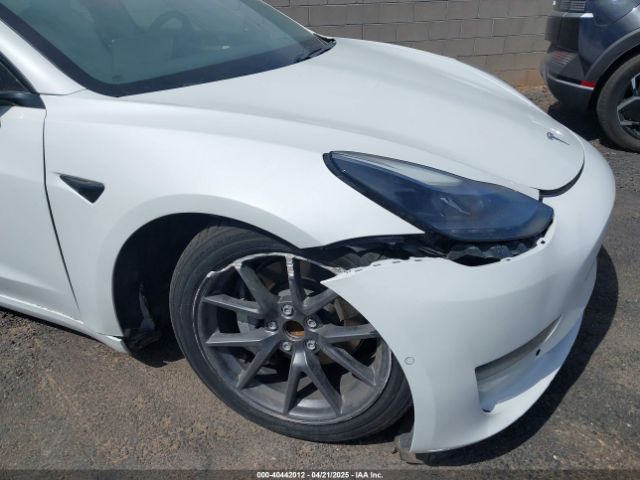 2021 Tesla Model 3, Standard Range