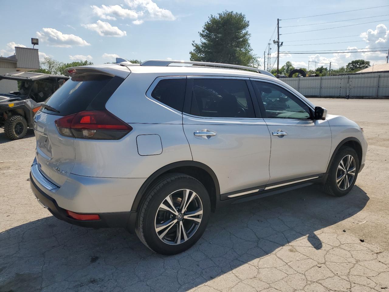 2018 NISSAN ROGUE S