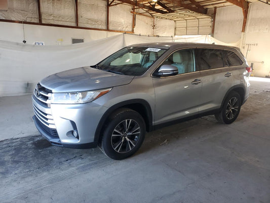 2019 Toyota Highlander, LE
