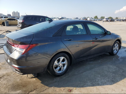 2022 Hyundai Elantra, SE