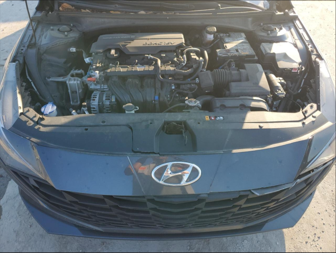 2022 Hyundai Elantra, SE